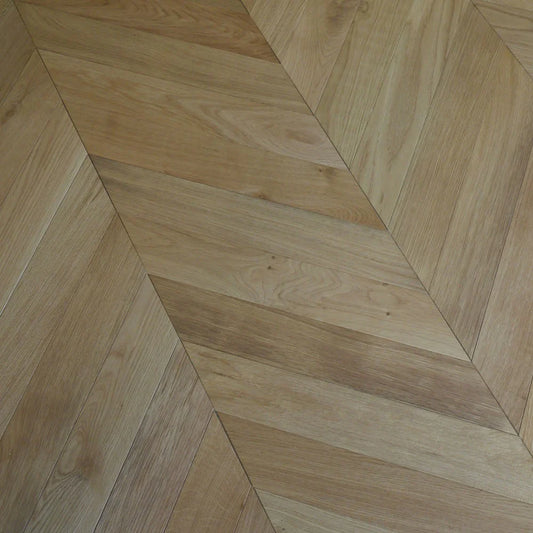 Cambridge Chevron Natural Brushed Oak Wood Flooring 14 x 90 x 510 (mm)