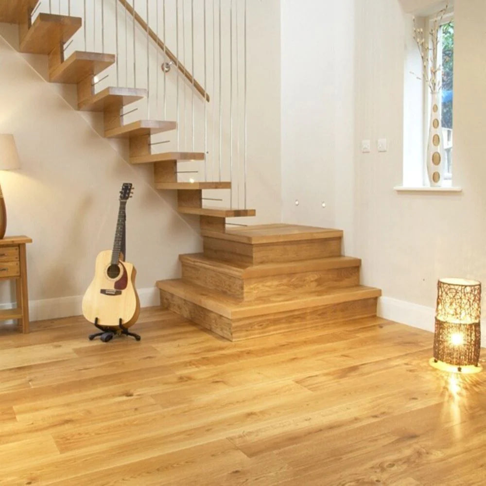 Developer Natural Brushed Oak Wood Flooring 14 x 190 x 1900 (mm)